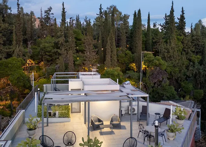 Strefi Hill Suites