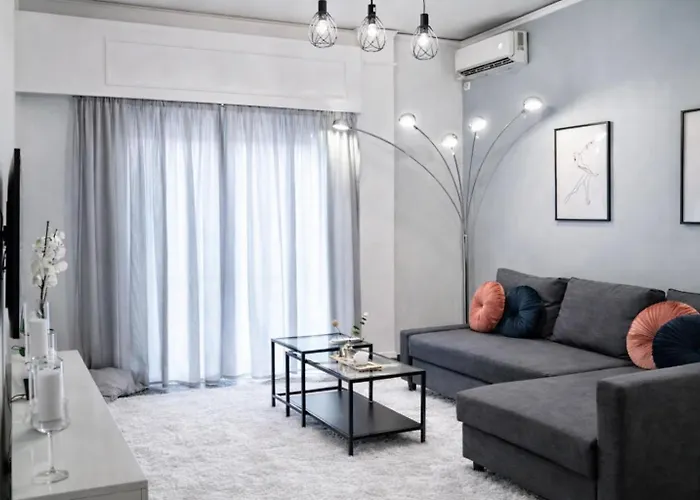 Luxury Near Acropolis In The Heart Of Athens